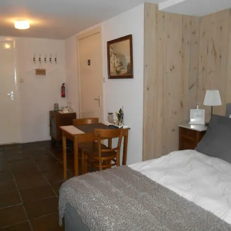 Anneke's Bed En Botterhammeke Проживание в семье